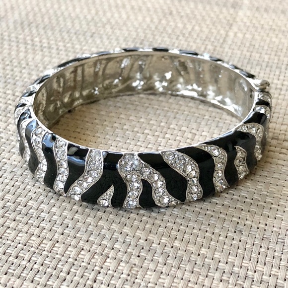Jewelry - Striped Silver & Black Hinged Bracelet